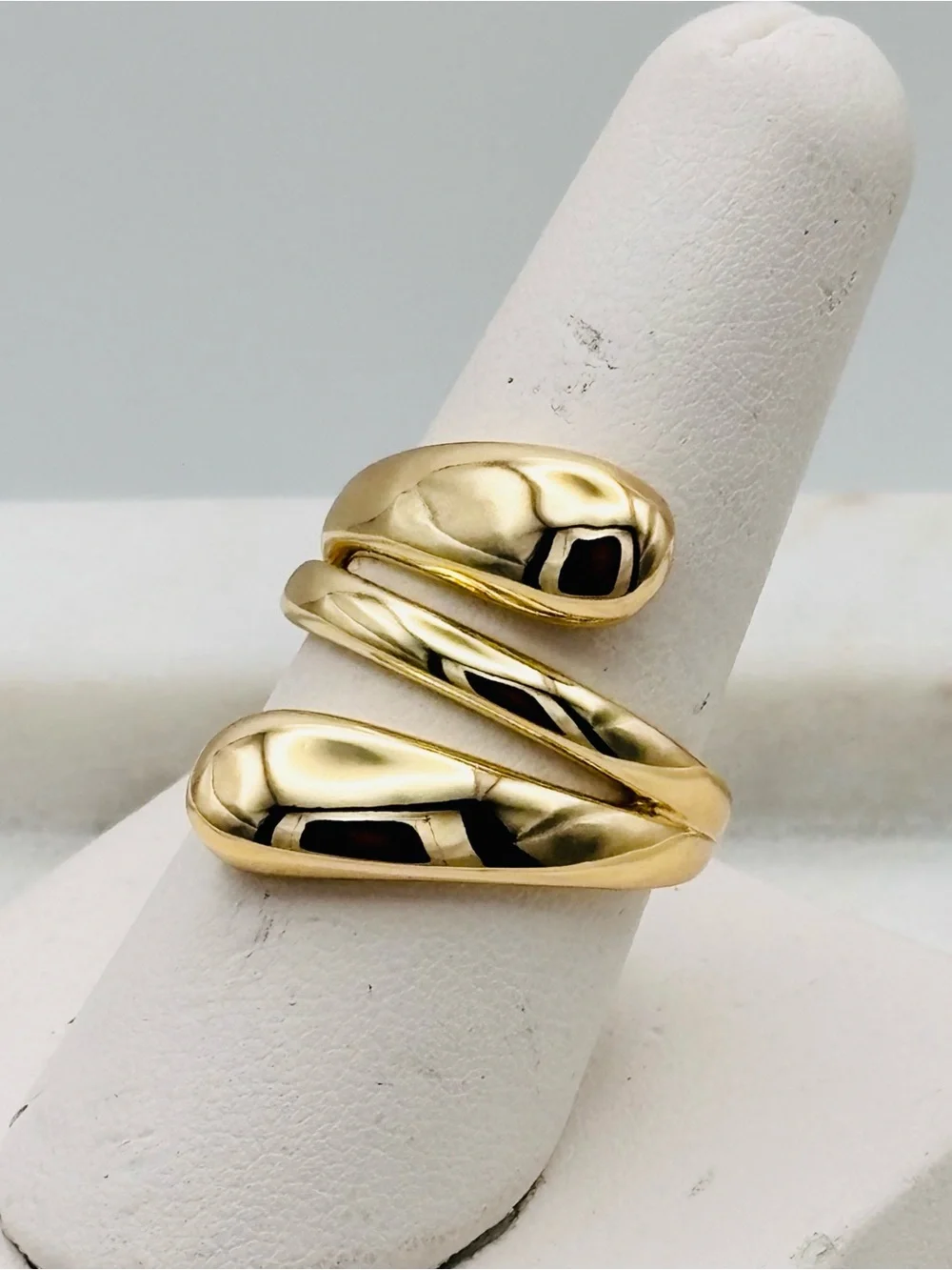 Modern Gold Sculpted Wave Ring for Women